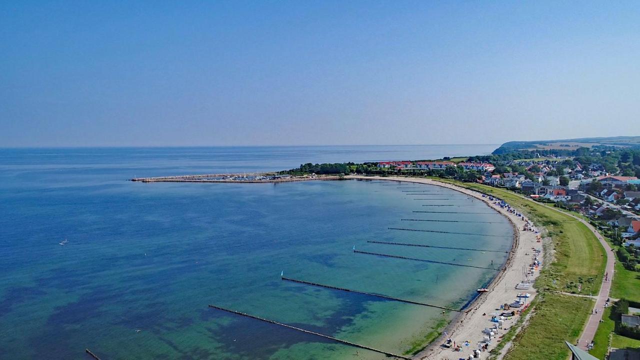 Ferienhaus Emmely Nur Wenige Gehminuten Zum Strand Ruhig Glowe Buitenkant foto