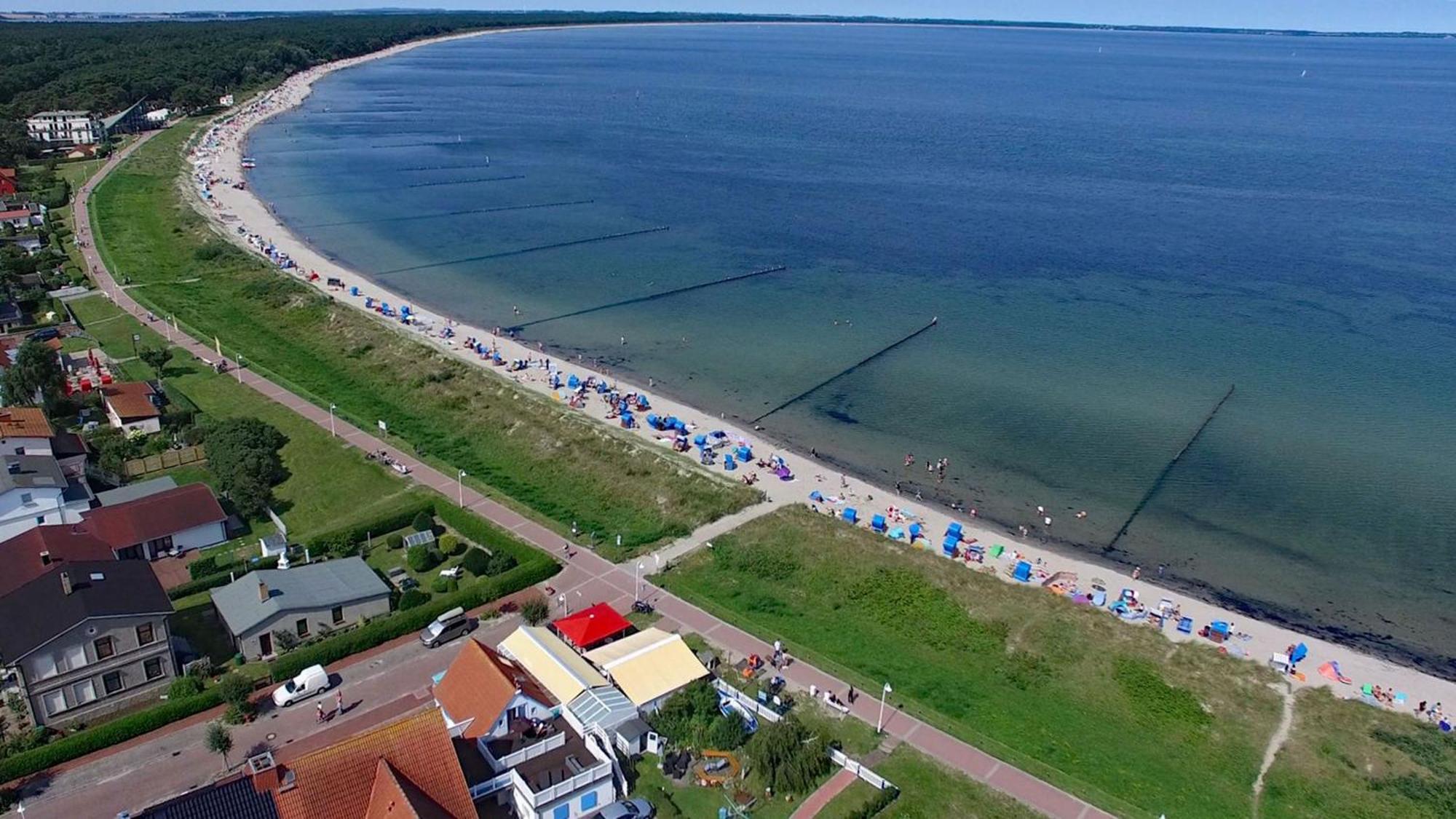 Ferienhaus Emmely Nur Wenige Gehminuten Zum Strand Ruhig Glowe Buitenkant foto