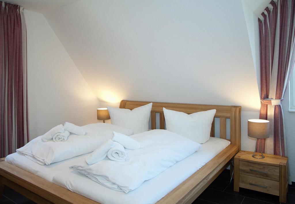 Ferienhaus Emmely Nur Wenige Gehminuten Zum Strand Ruhig Glowe Buitenkant foto