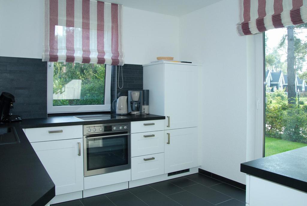 Ferienhaus Emmely Nur Wenige Gehminuten Zum Strand Ruhig Glowe Buitenkant foto